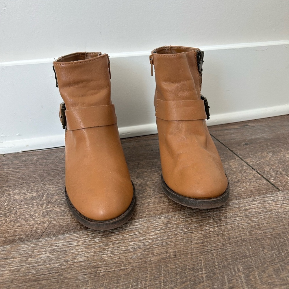 Women’s Cathy Jean Booties Tan 3 Buckle - Size 7.5 - Picture 11 of 15
